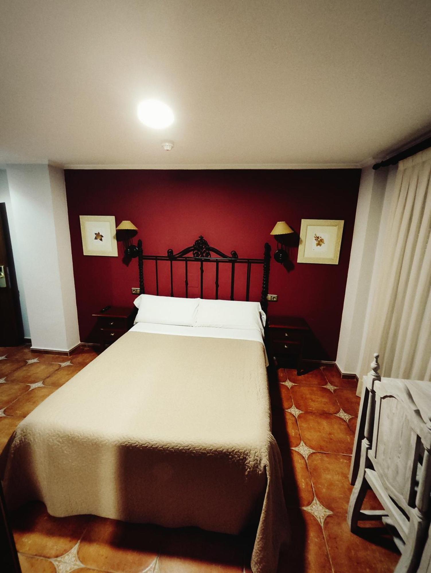 Hostal La Posada Torrellano Εξωτερικό φωτογραφία